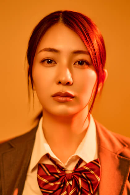 小島梨里杏